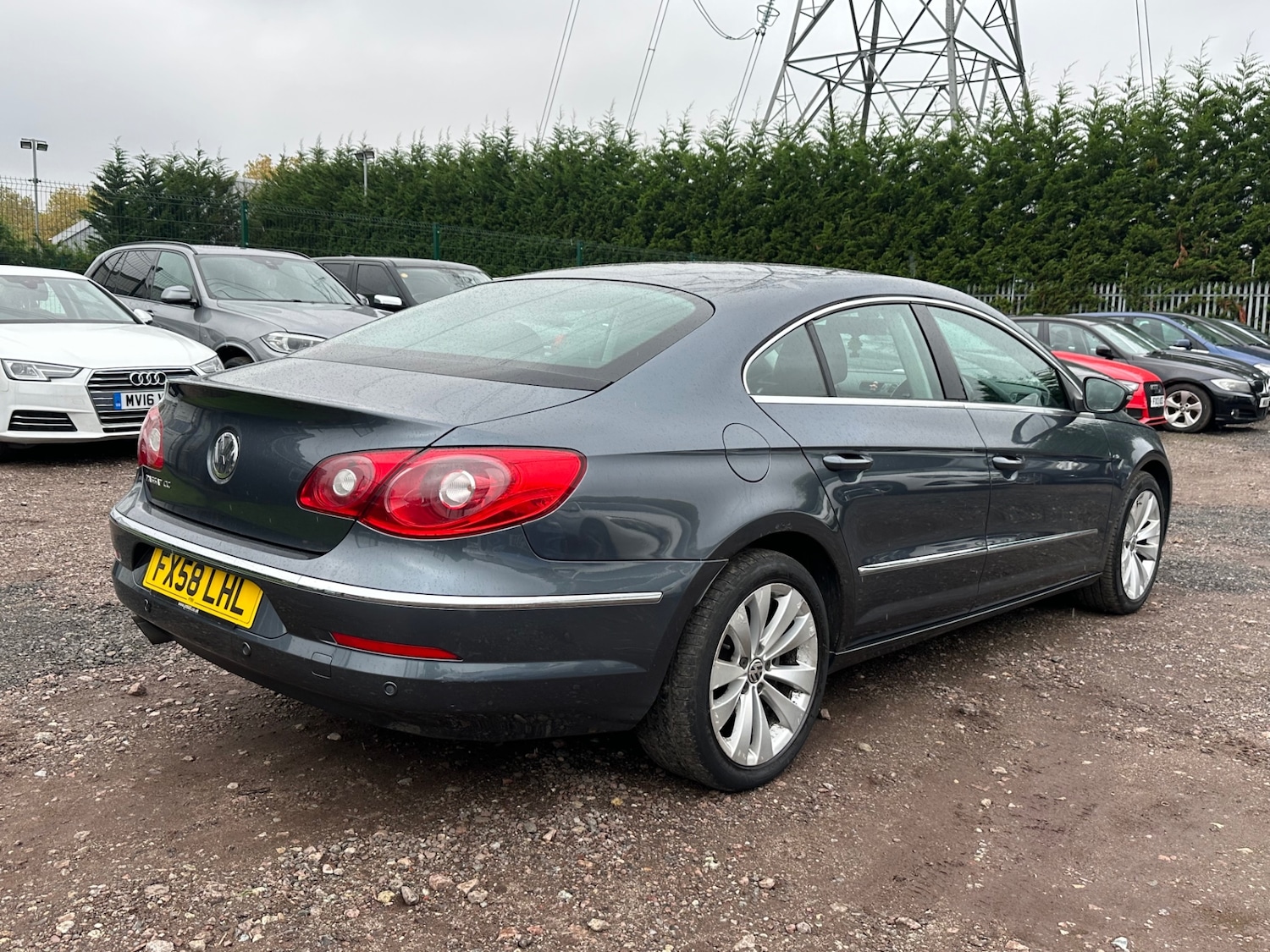 Used Volkswagen Passat 2009 for sale - 76392393: Photo 4