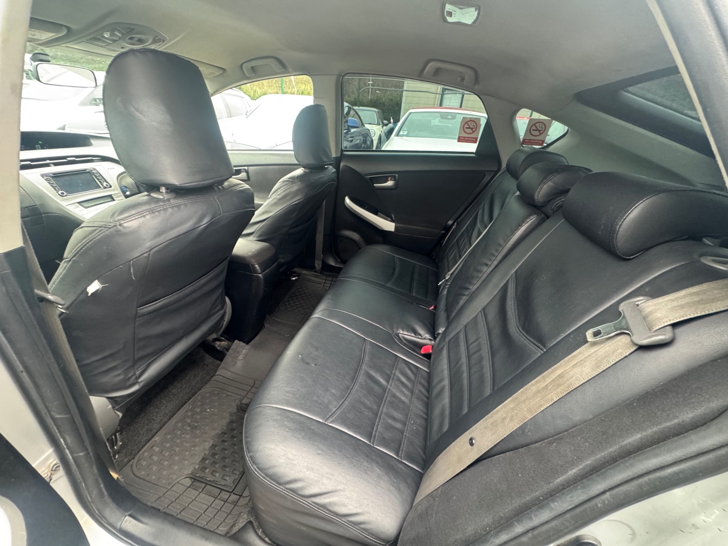 Used Toyota Prius 2017 for sale - 77635273: Photo 10