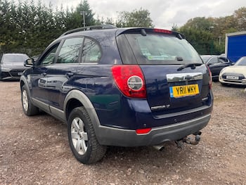 Used Chevrolet Captiva 2011 for sale - 79889766: Photo