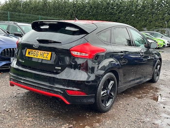 Used Ford Focus 2016 for sale - 76752077: Photo