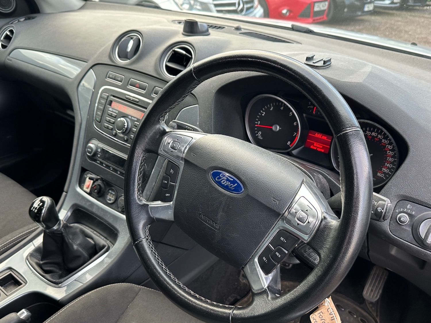 Used Ford Mondeo 2011 for sale - 76338653: Photo 6