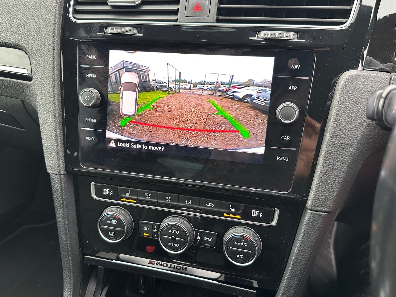 Used Volkswagen Golf 2015 for sale - 76589206: Photo 9