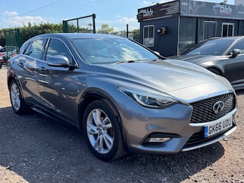 Used Infiniti Q30 2016 for sale - 79633170: Photo