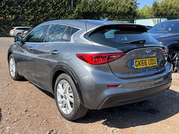 Used Infiniti Q30 2016 for sale - 79633170: Photo
