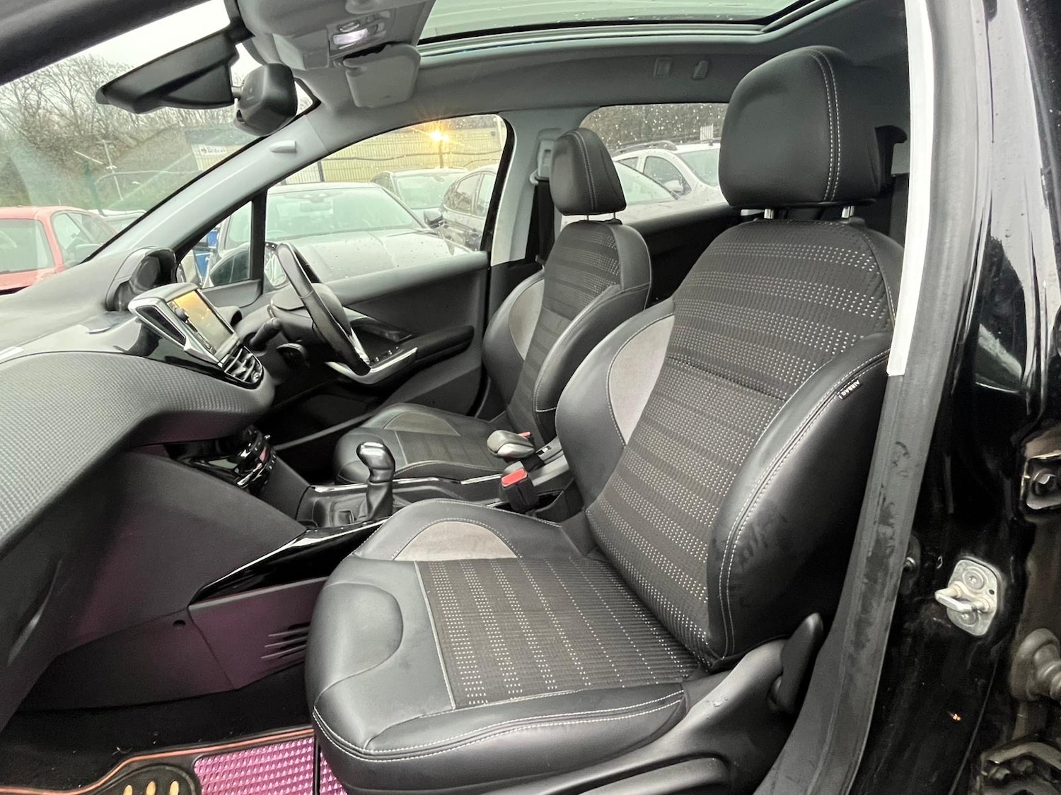 Used Peugeot 2008 2018 for sale - 77293008: Photo 9