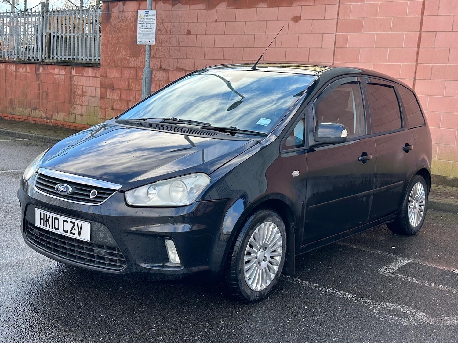 Used Ford C-Max 2010 for sale - 77575758: Photo 3