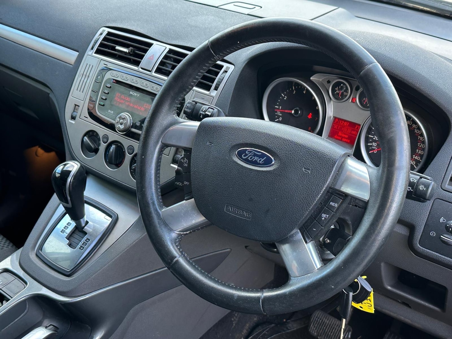 Used Ford C-Max 2010 for sale - 77575758: Photo 7