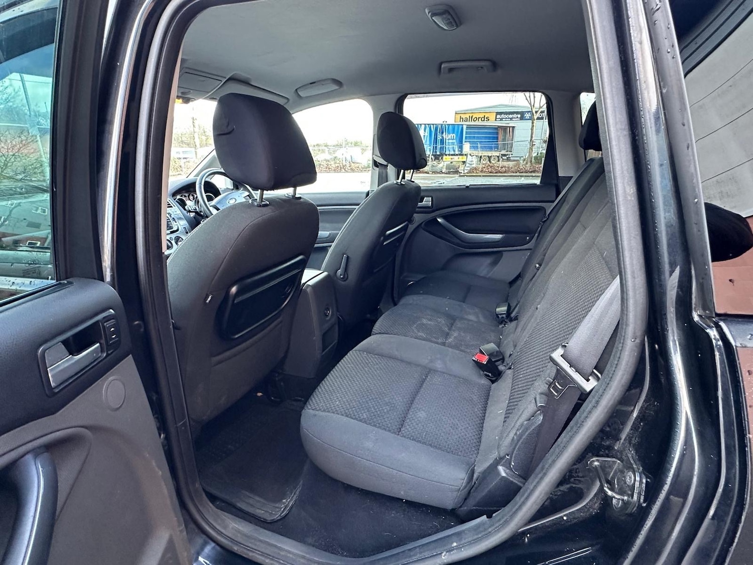 Used Ford C-Max 2010 for sale - 77575758: Photo 9