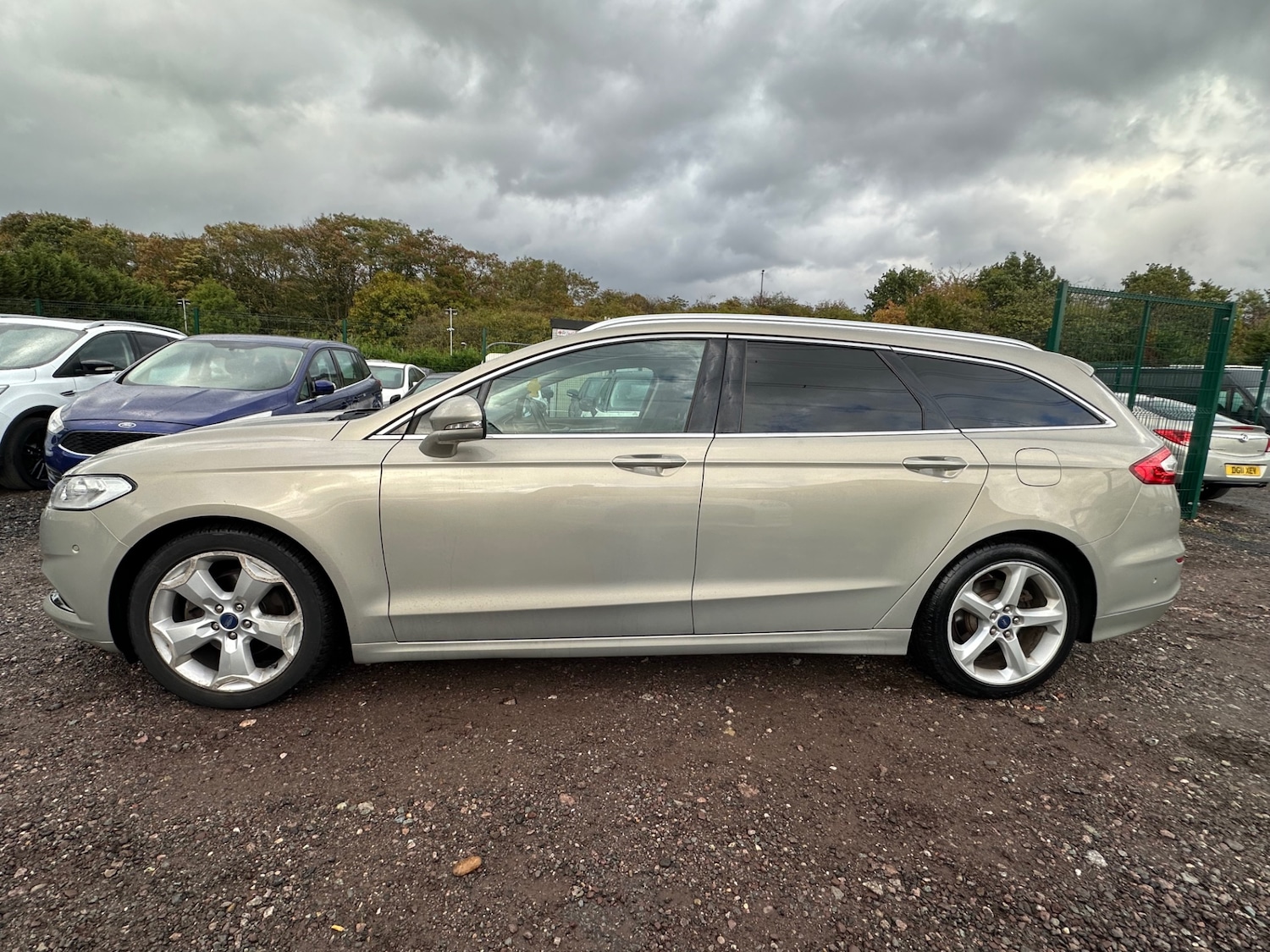 Used Ford Mondeo 2016 for sale - 76022514: Photo 11
