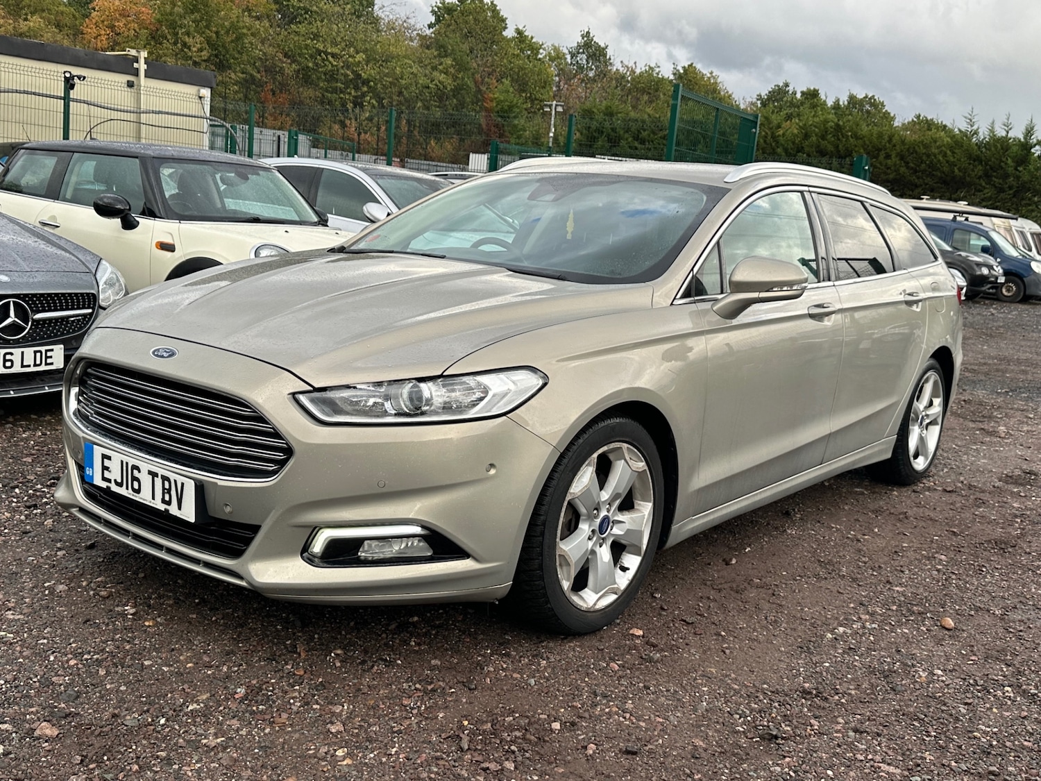 Used Ford Mondeo 2016 for sale - 76022514: Photo 3