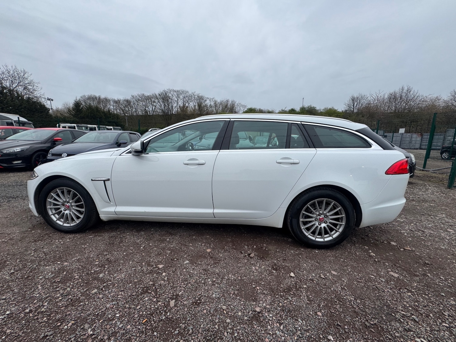 Used Jaguar XF 2014 for sale - 78052612: Photo 14
