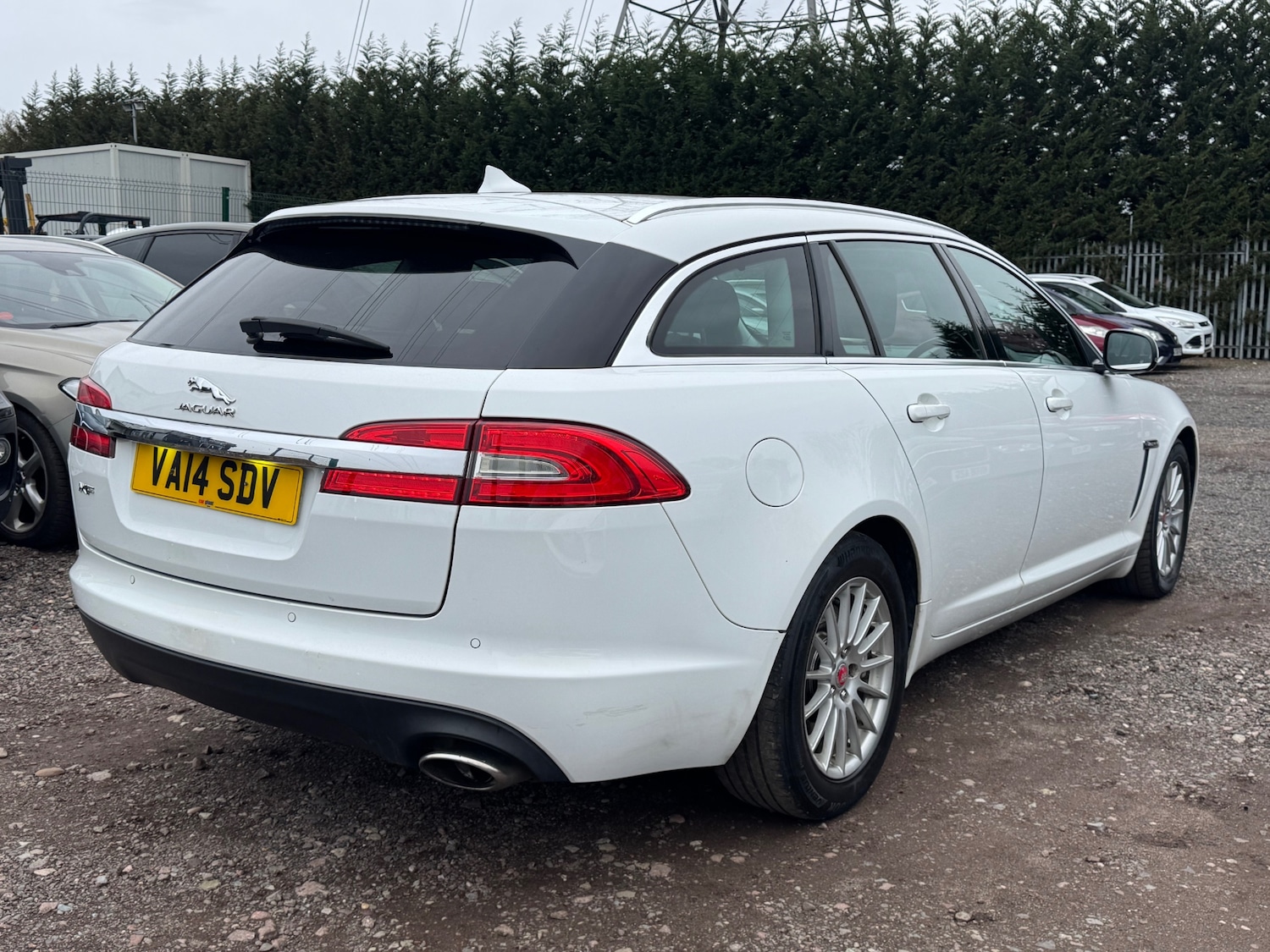 Used Jaguar XF 2014 for sale - 78052612: Photo 2