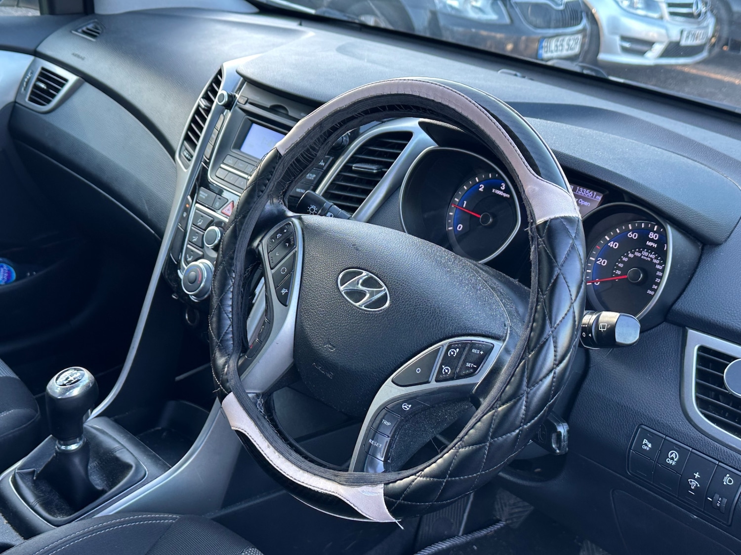 Used Hyundai i30 2014 for sale - 77053149: Photo 6