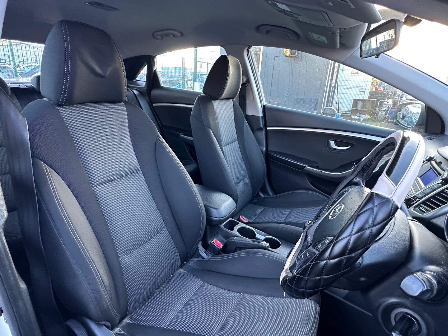 Used Hyundai i30 2014 for sale - 77053149: Photo 7