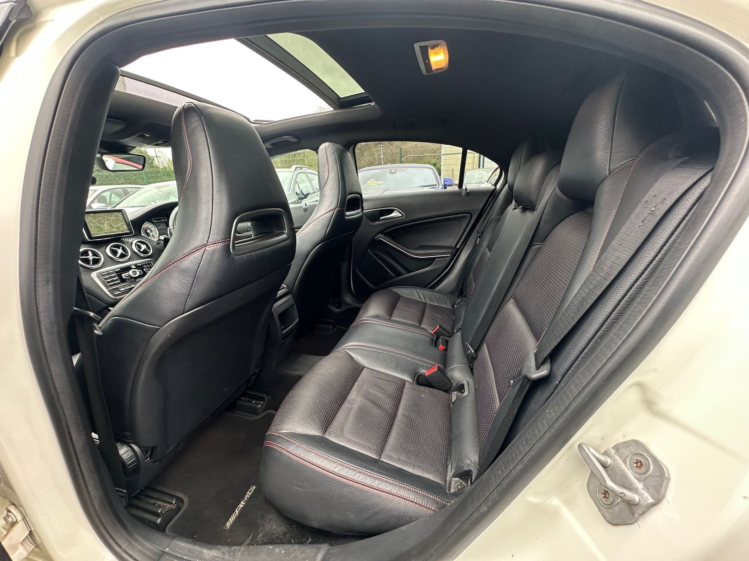 Used Mercedes-Benz A-Class 2015 for sale - 77699070: Photo 11