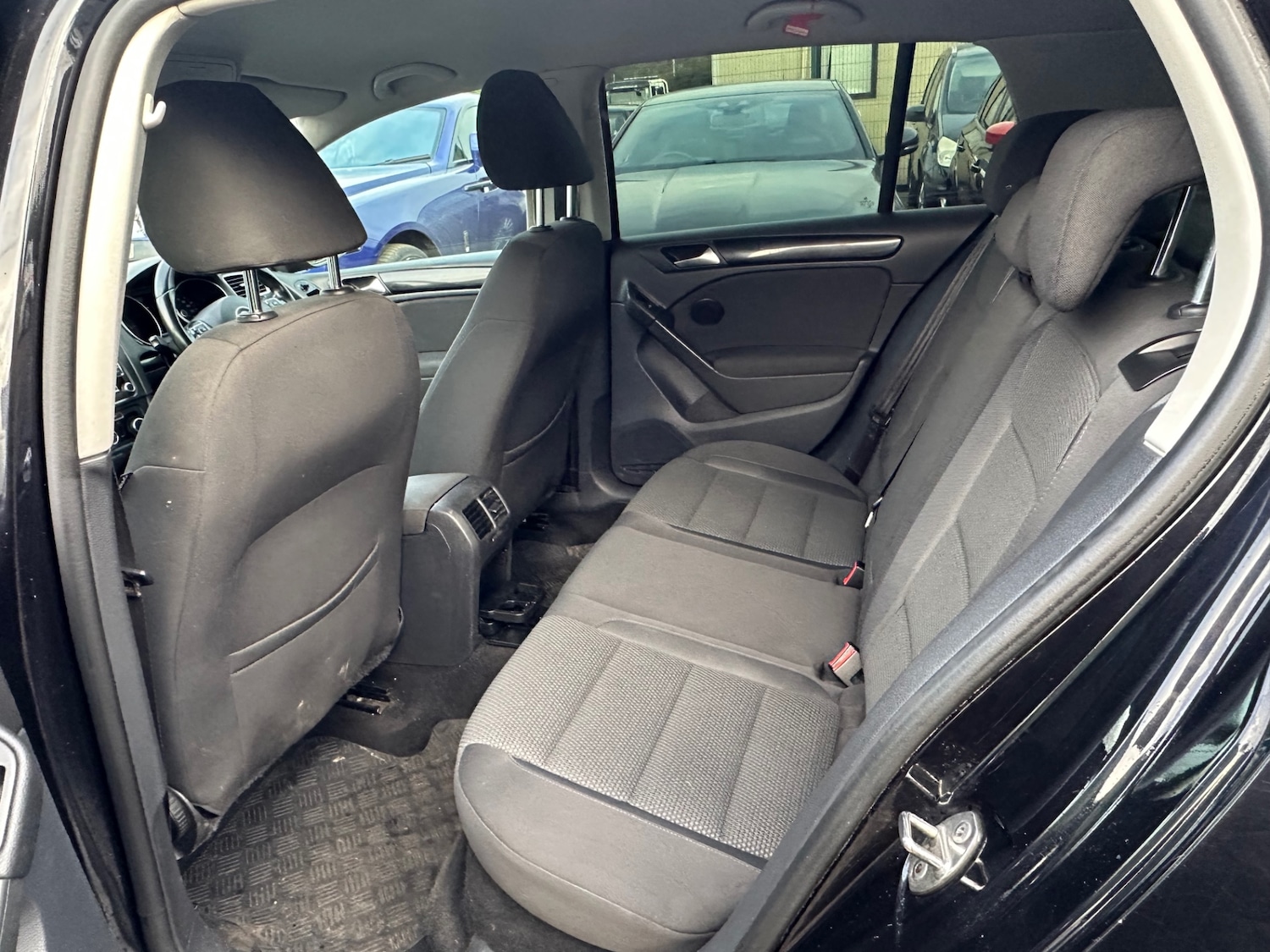 Used Volkswagen Golf 2012 for sale - 77085280: Photo 8