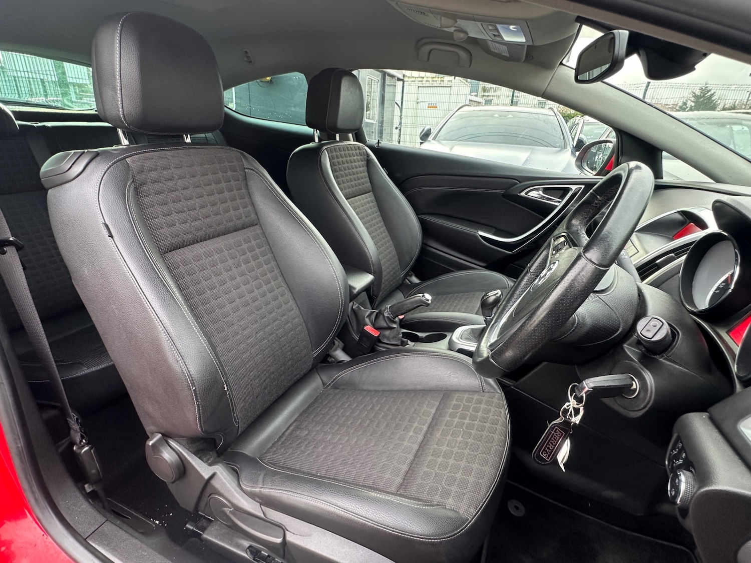 Used Vauxhall Astra GTC 2013 for sale - 76731870: Photo 8