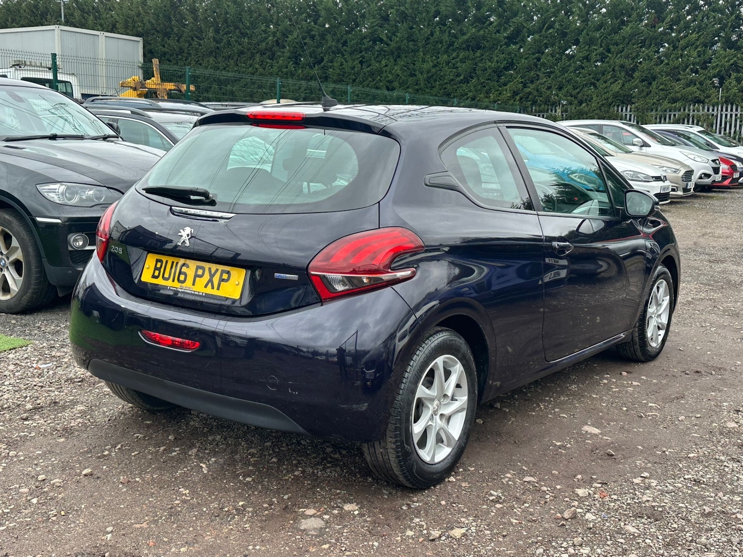 Used Peugeot 208 2016 for sale - 77699068: Photo 2