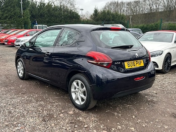 Used Peugeot 208 2016 for sale - 77699068: Photo