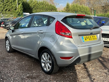 Used Ford Fiesta 2010 for sale - 76662956: Photo