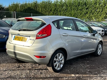 Used Ford Fiesta 2010 for sale - 76662956: Photo