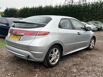 Used Honda Civic 2008 for sale - 76302583: Photo 2