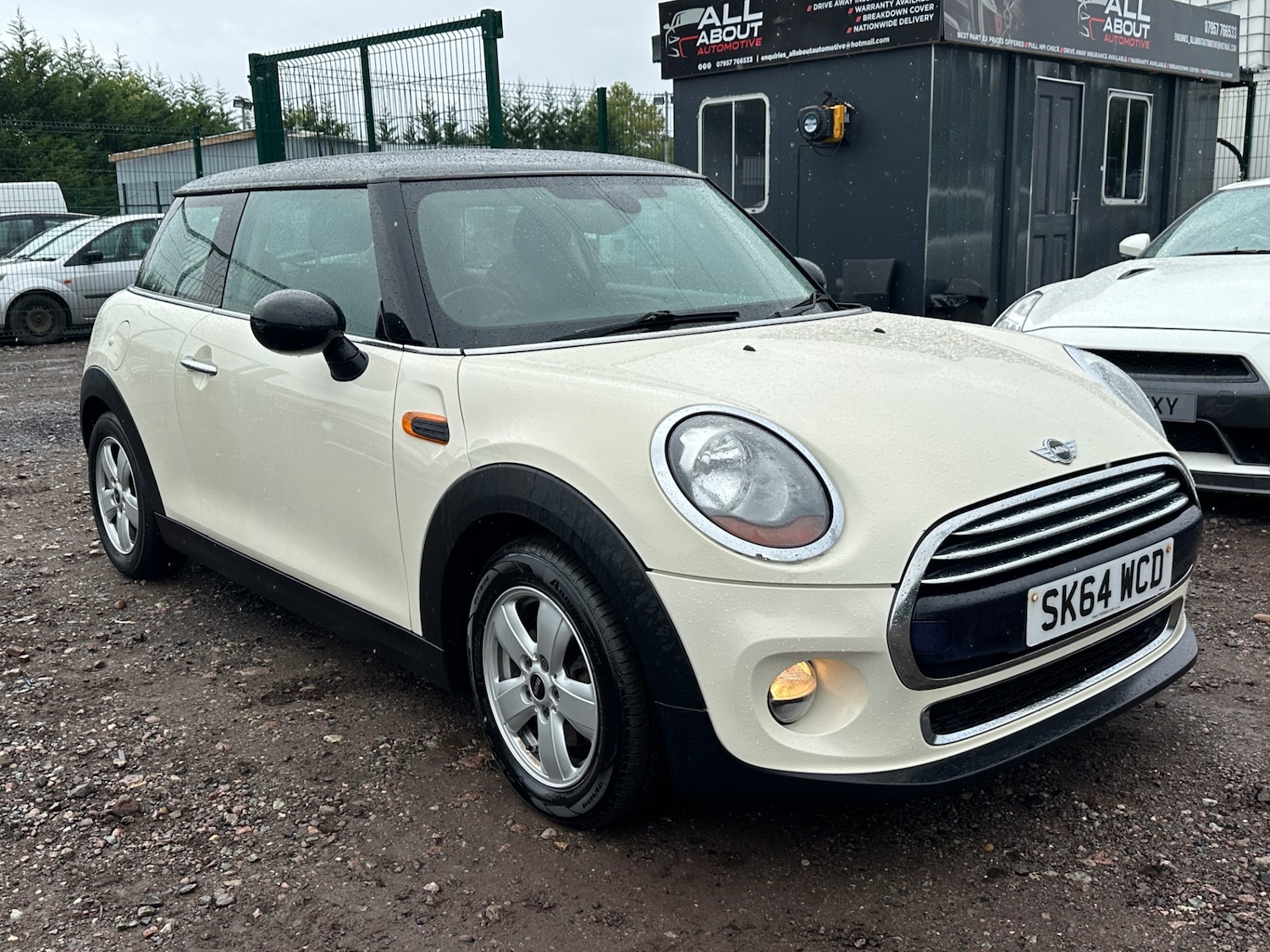 Used MINI Hatch 2014 for sale - 76022534: Photo 1