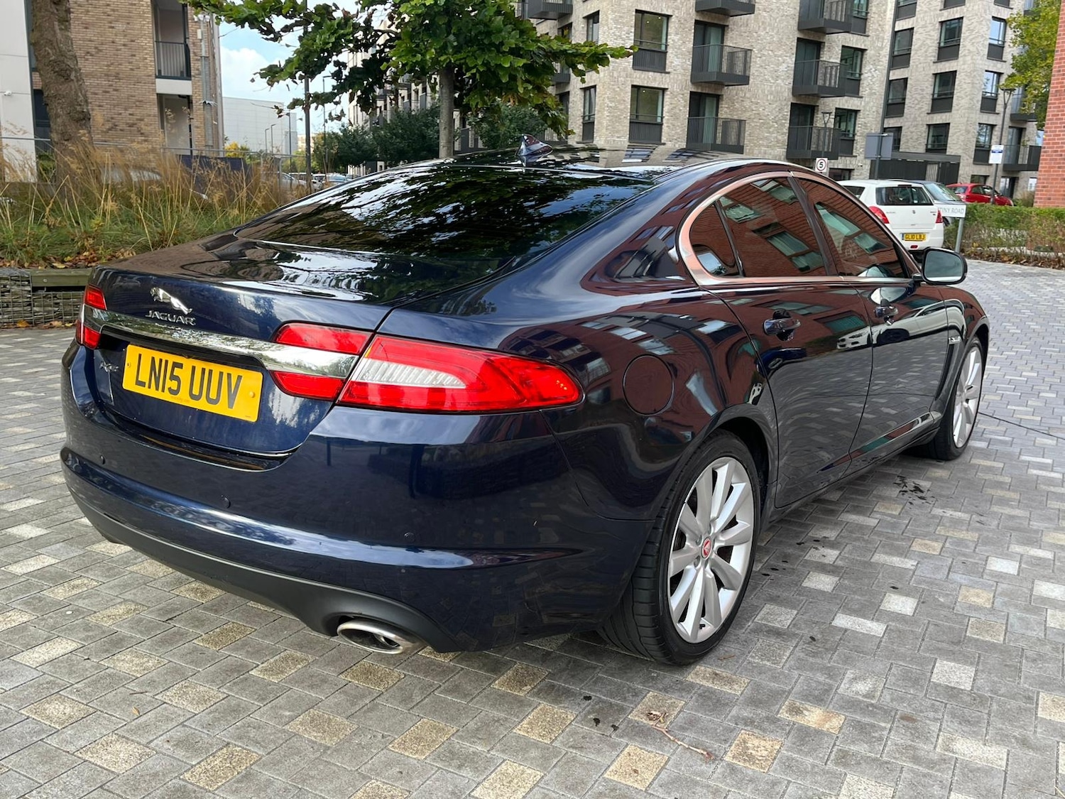 Used Jaguar XF 2015 for sale - 78118378: Photo 3