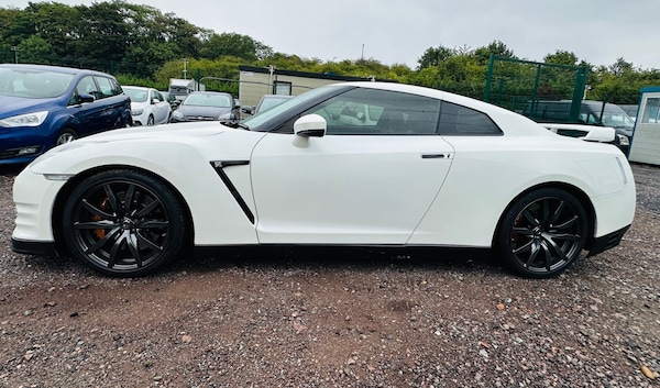 Used Nissan GT-R 2015 for sale - 75314405: Photo 11