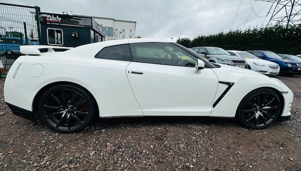 Used Nissan GT-R 2015 for sale - 75314405: Photo 12