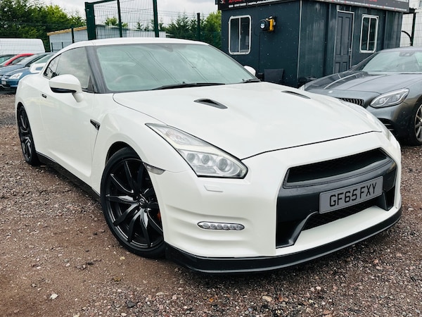 Used Nissan GT-R 2015 for sale - 75314405: Photo 1