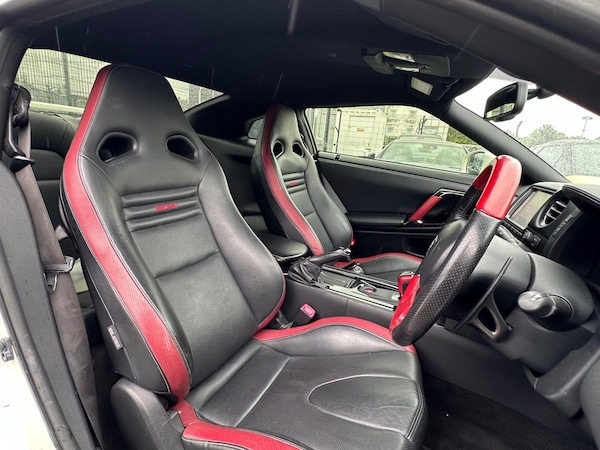 Used Nissan GT-R 2015 for sale - 75314405: Photo 8