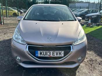 Used Peugeot 208 2013 for sale - 73897451: Photo
