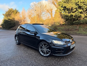 Used Volkswagen Golf 2016 for sale - 77803121: Photo