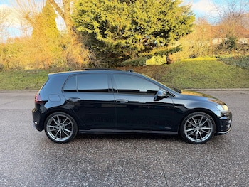 Used Volkswagen Golf 2016 for sale - 77803121: Photo