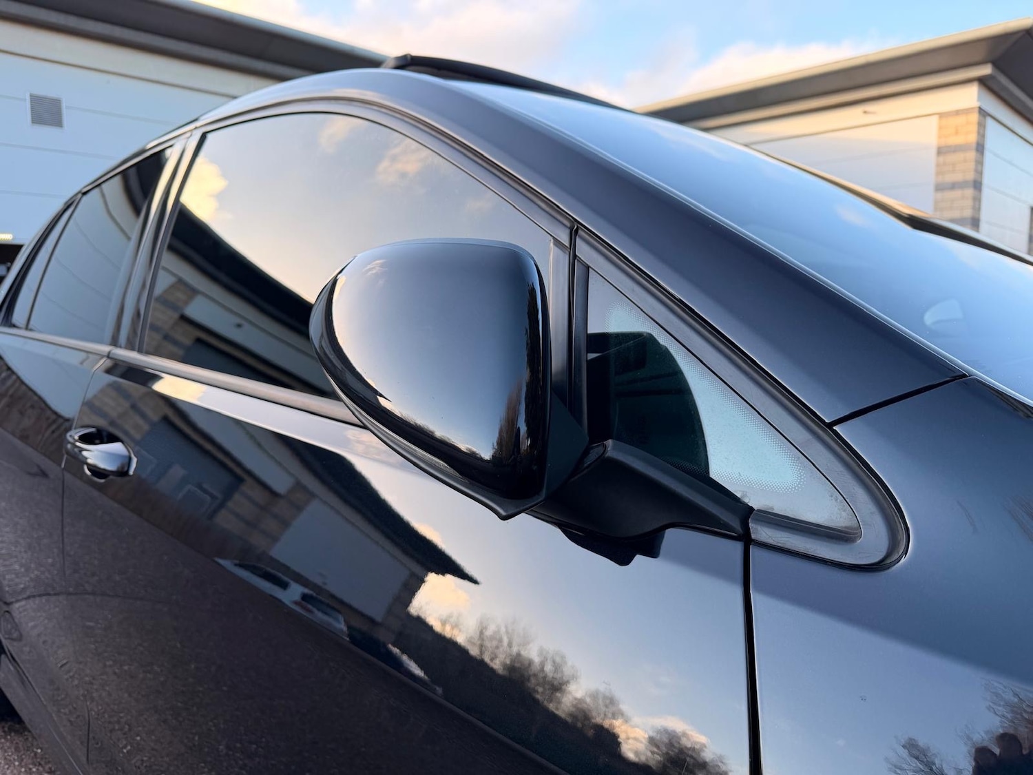 Used Volkswagen Golf 2016 for sale - 77803121: Photo 9