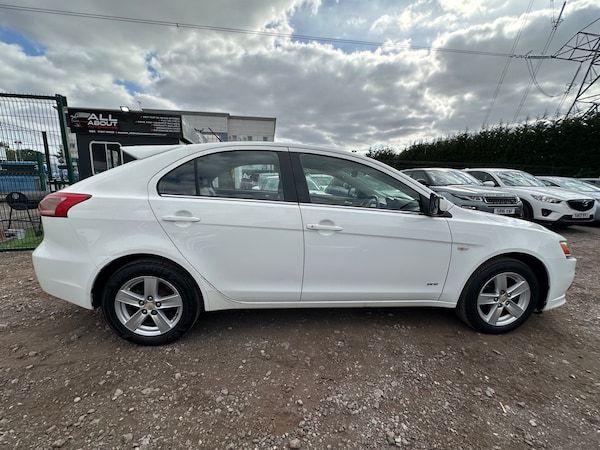 Used Mitsubishi Lancer 2010 for sale - 75651508: Photo 11