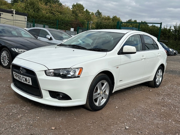 Used Mitsubishi Lancer 2010 for sale - 75651508: Photo 3