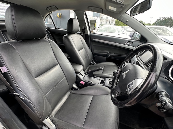 Used Mitsubishi Lancer 2010 for sale - 75651508: Photo 8