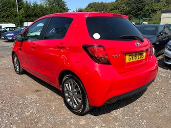 Used Toyota Yaris 2016 for sale - 75501976: Photo