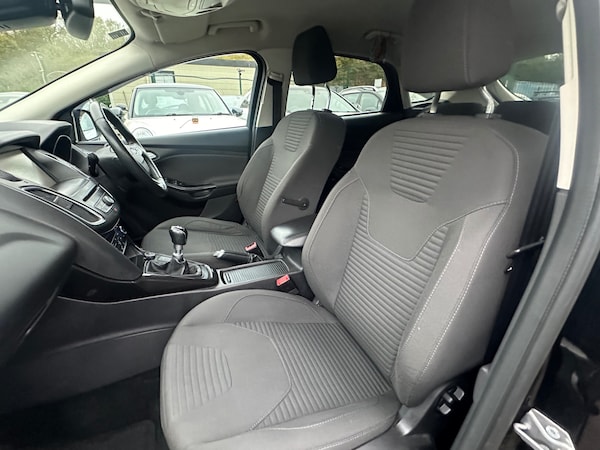 Used Ford Focus 2016 for sale - 76302597: Photo 9