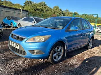 Used Ford Focus 2010 for sale - 75129043: Photo