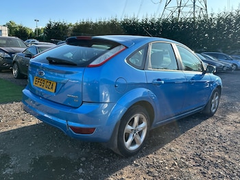 Used Ford Focus 2010 for sale - 75129043: Photo