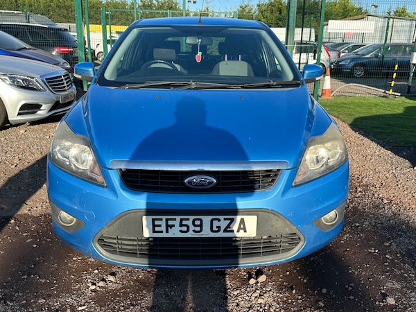 Used Ford Focus 2010 for sale - 75129043: Photo 5