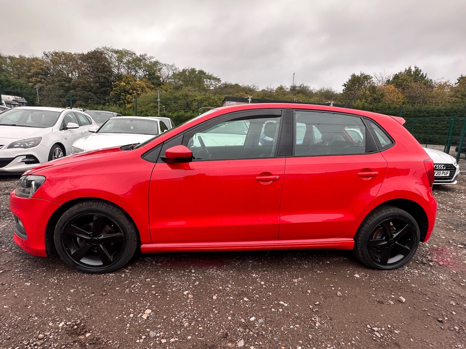 Used Volkswagen Polo 2014 for sale - 76403520: Photo 10