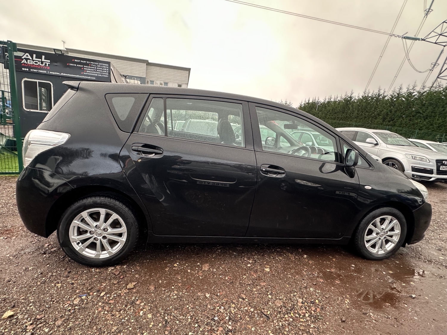 Used Toyota Verso 2010 for sale - 76853383: Photo 13