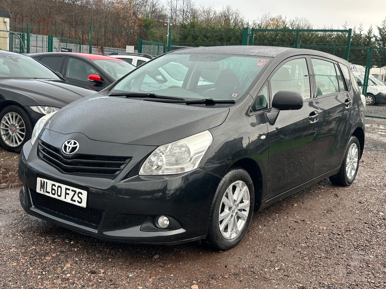 Used Toyota Verso 2010 for sale - 76853383: Photo 3
