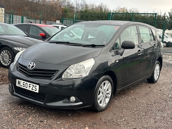 Used Toyota Verso 2010 for sale - 76853383: Photo