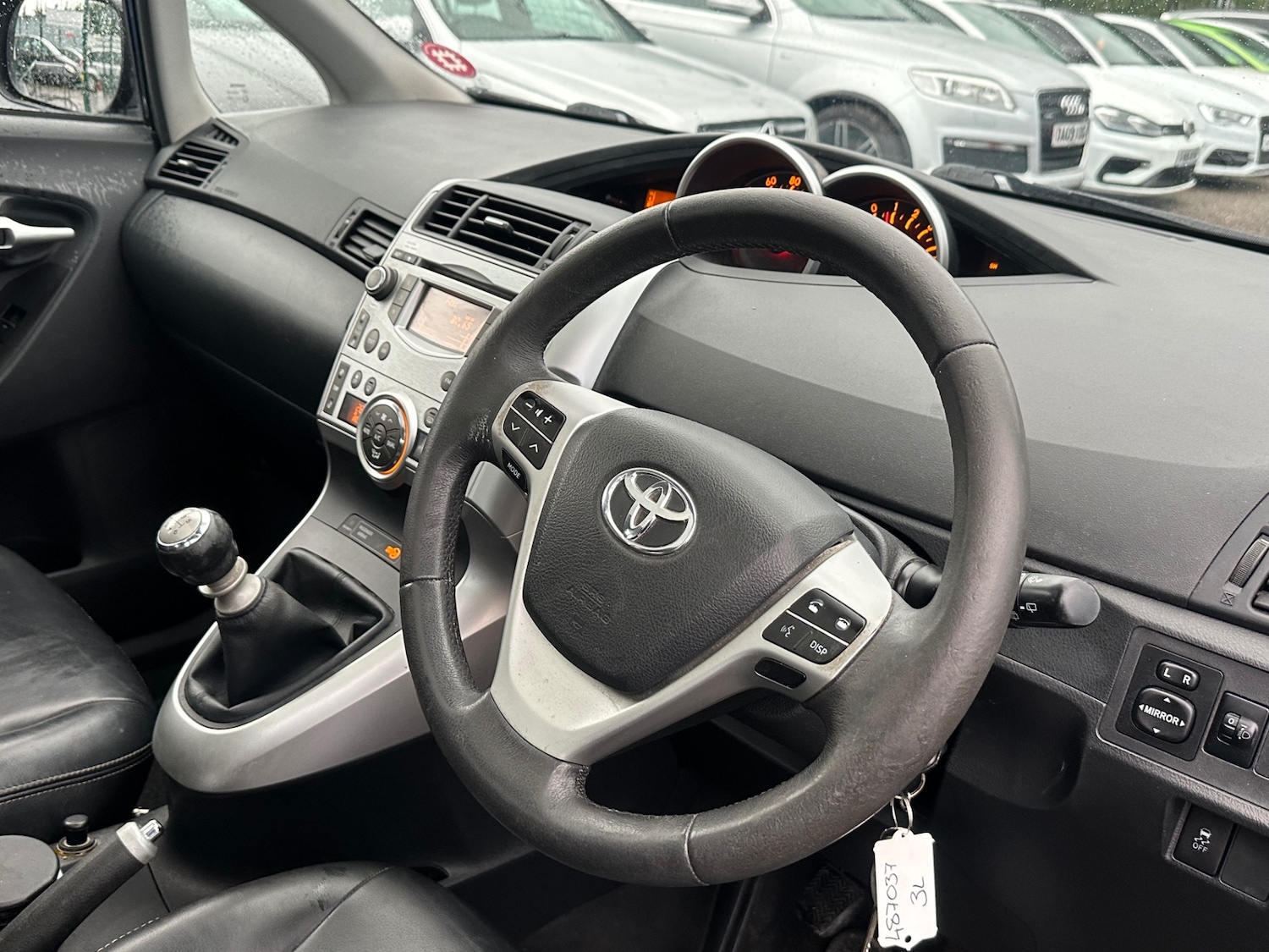 Used Toyota Verso 2010 for sale - 76853383: Photo 7