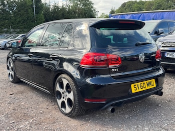 Used Volkswagen Golf 2010 for sale - 78914849: Photo